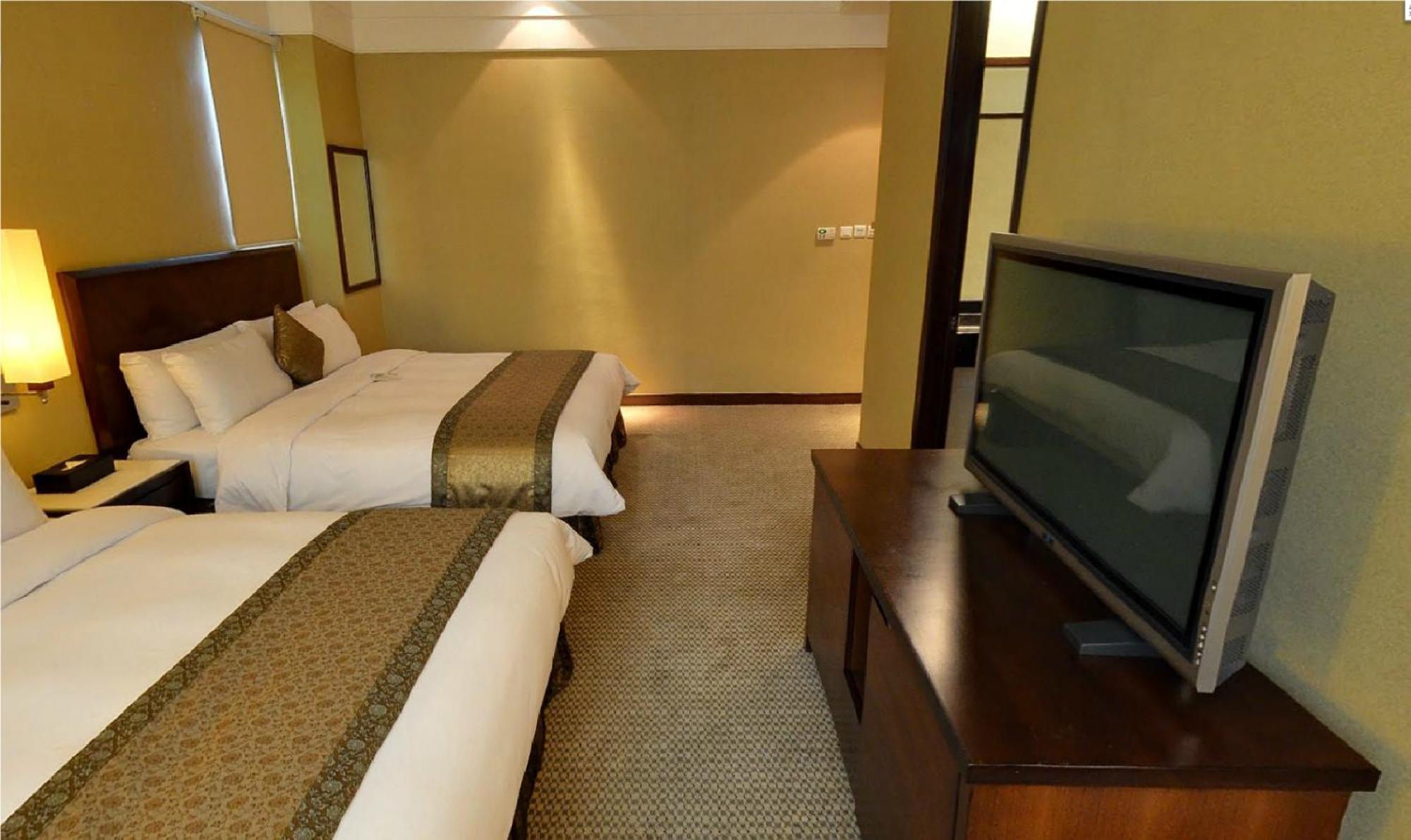 Khách sạn International 3*
