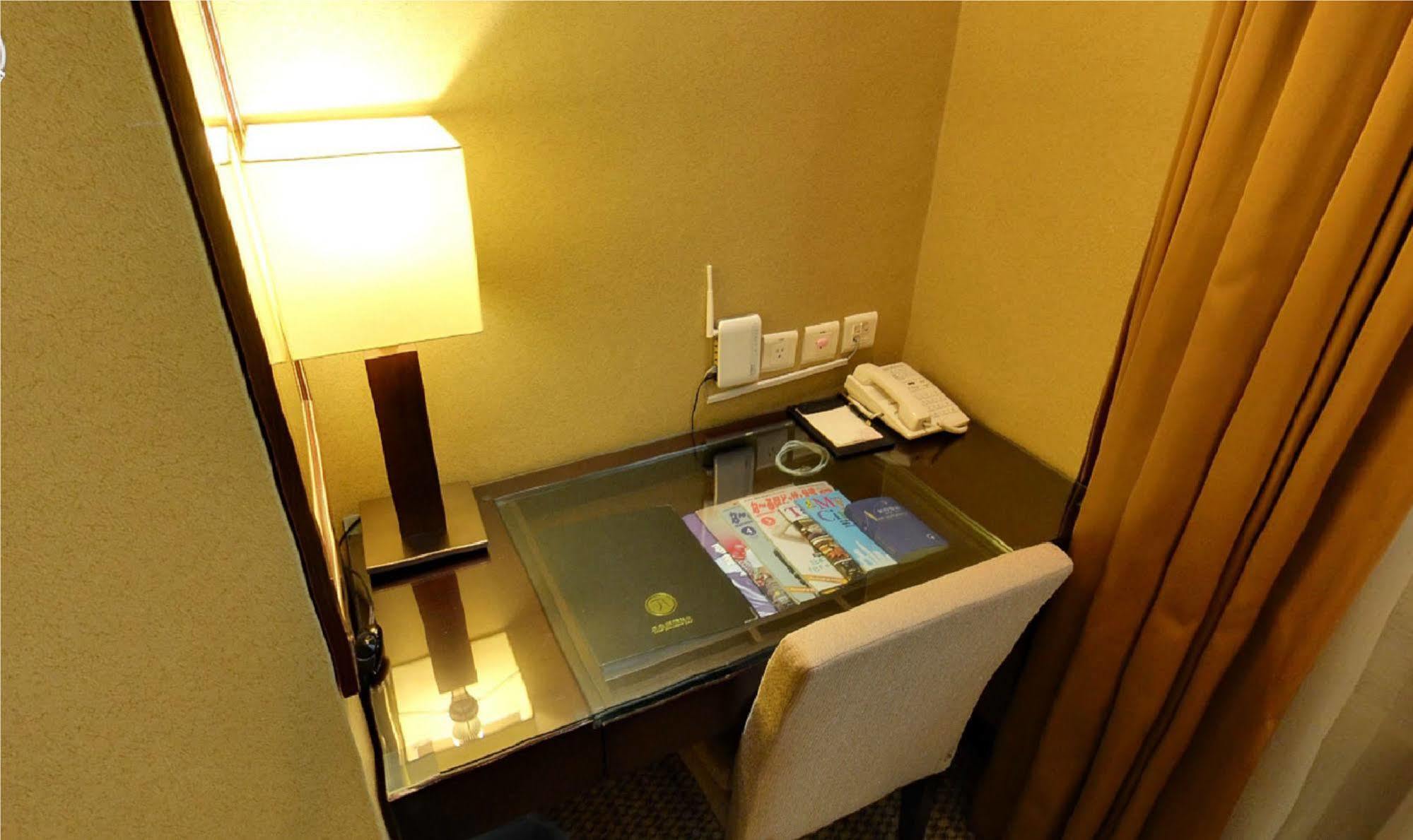 Khách sạn International Đài Bắc