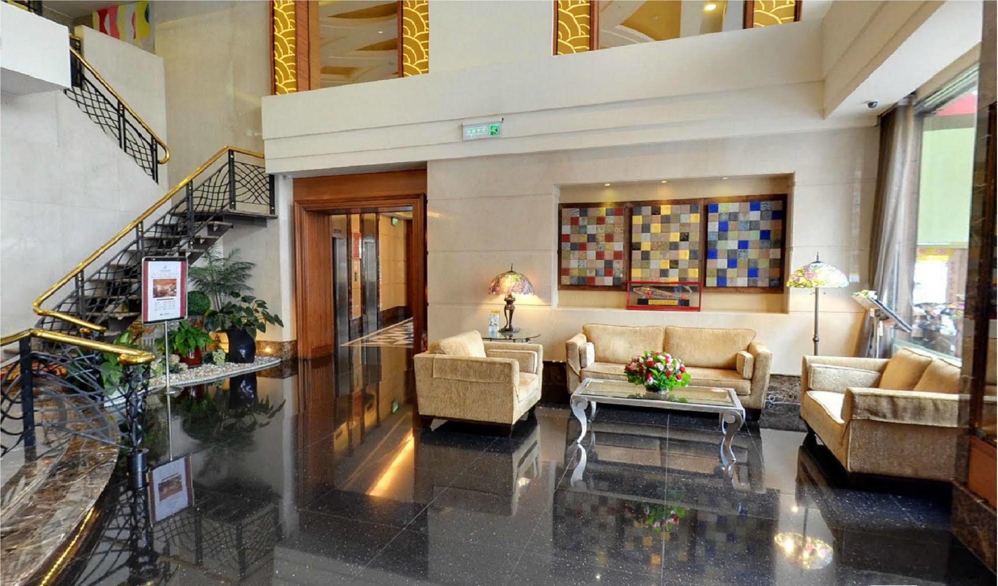 International 3* Đài Bắc